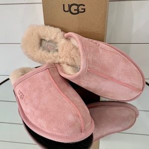 blush pink ugg slippers